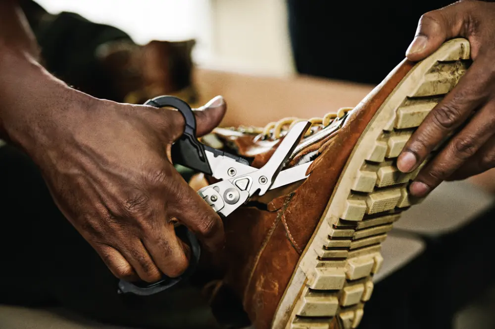 Leatherman - Raptor Rescue Tan Makas - Görsel 4